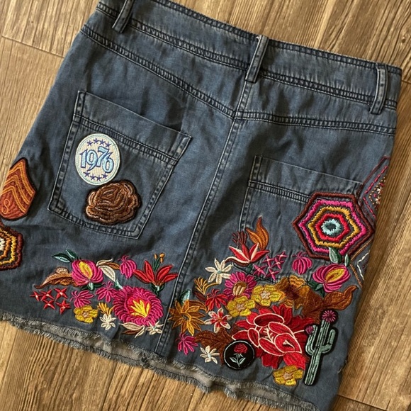 RARE Vintage Spell “Flower Child” Embroidered Denim Patchwork Skirt, Size Small - Picture 6 of 7